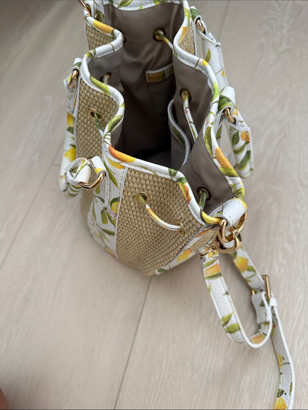 Valentina White Lemon-Print Bucket Shoulder Bag with Natural Straw Panels - Picture 13 of 16